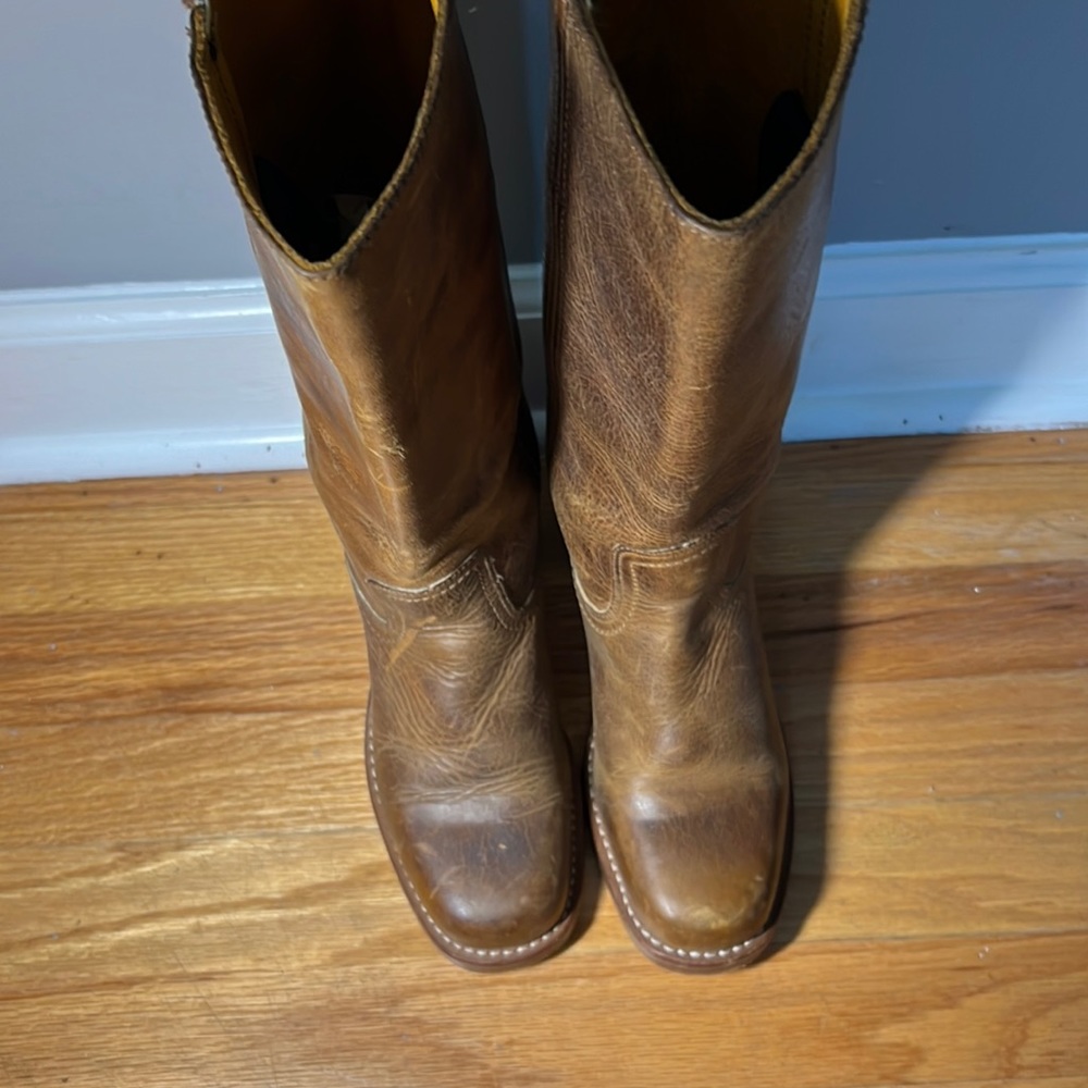 Frye Campus Women’s Tall Boots, Pull in western leather Boots